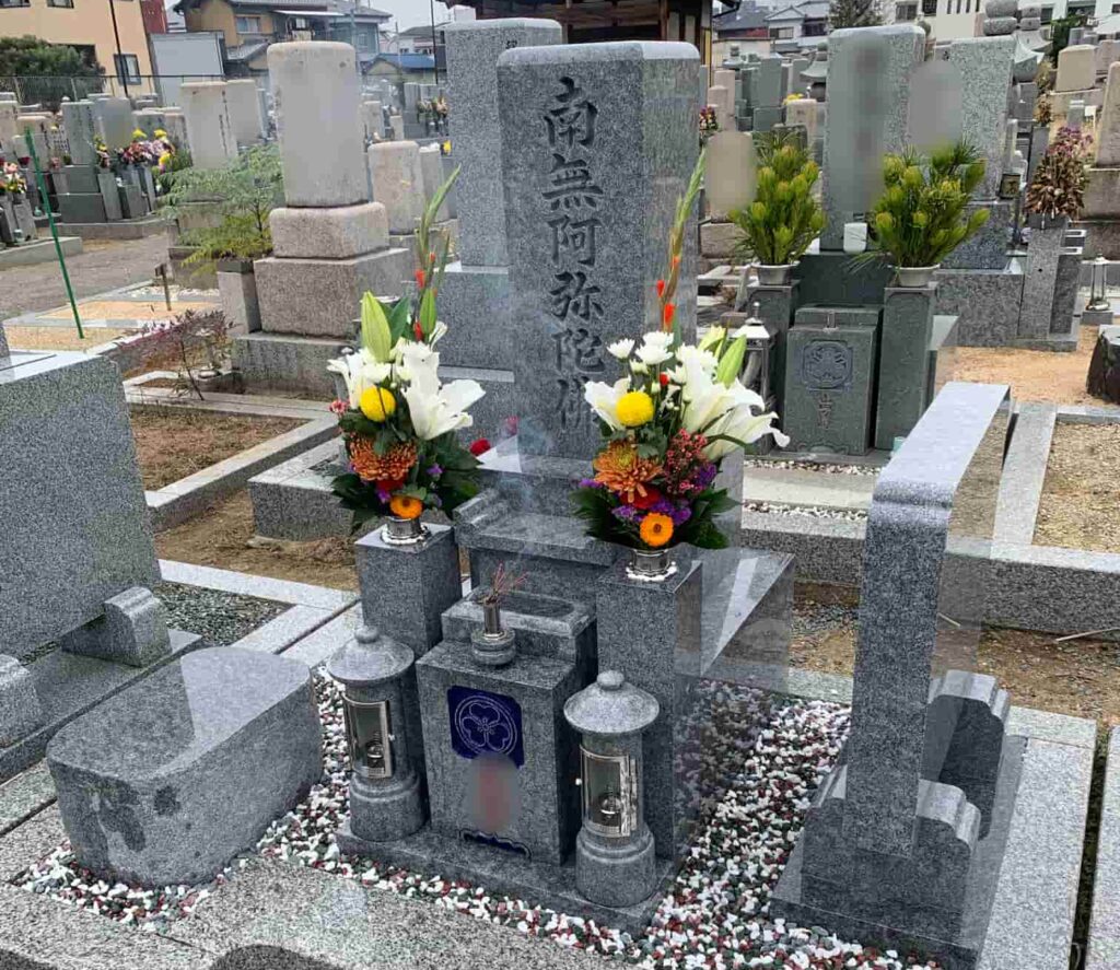 八尾市の建墓施工事例｜太田墓地・庵治石（2022年3月） 施工後